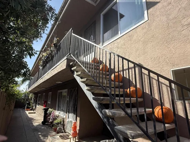 1349 Grove H, Imperial Beach, California 91932