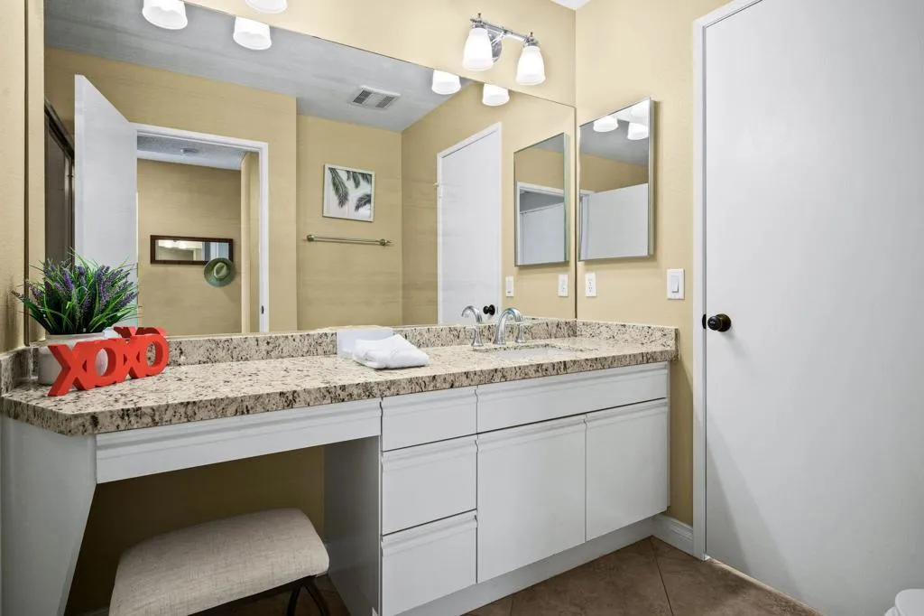 55706 Riviera, La Quinta, California 92253 home-pic-22