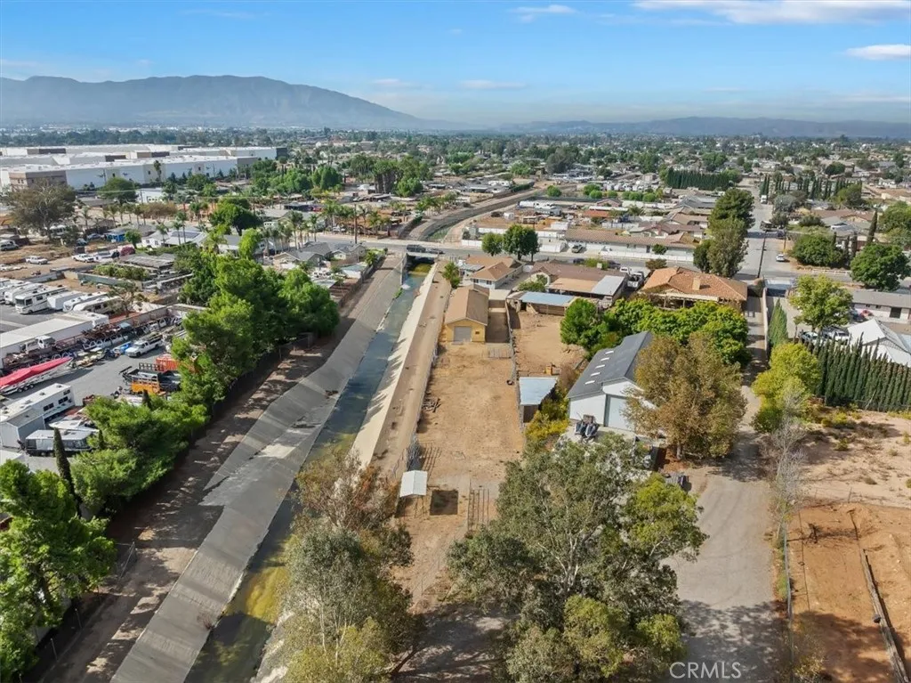 2041 Mountain, Norco, California 92860 home-pic-38