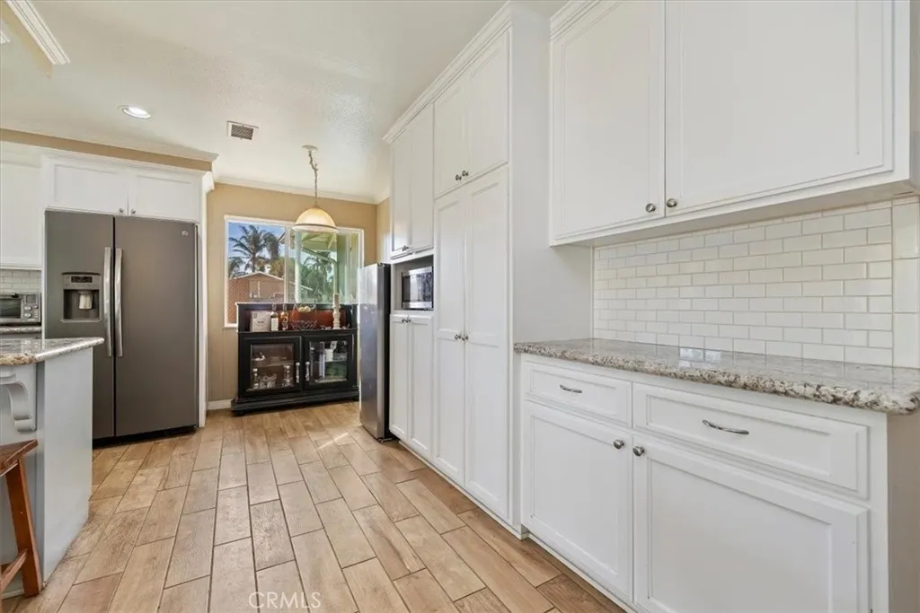 2041 Mountain, Norco, California 92860 home-pic-18