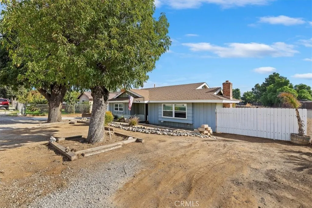 2041 Mountain, Norco, California 92860 home-pic-4