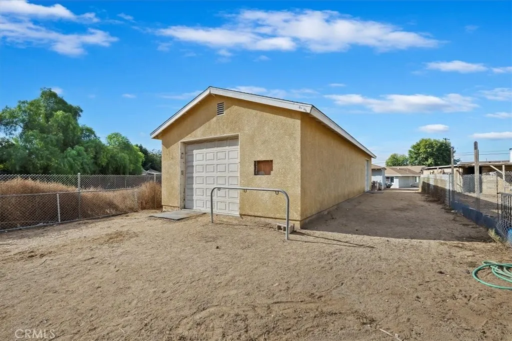 2041 Mountain, Norco, California 92860 home-pic-30