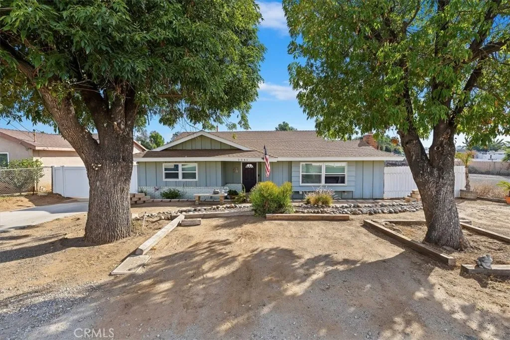 2041 Mountain, Norco, California 92860 home-pic-35