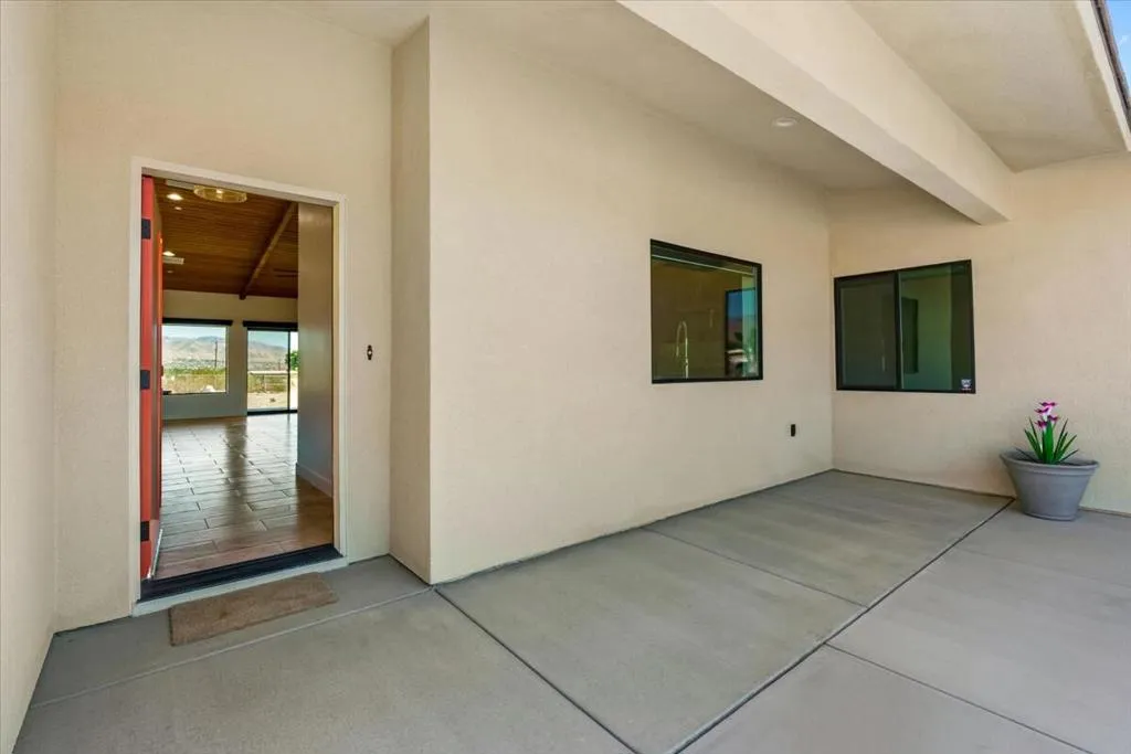 12216 Dave Avenue, Desert Hot Springs, California 92240 home-pic-3