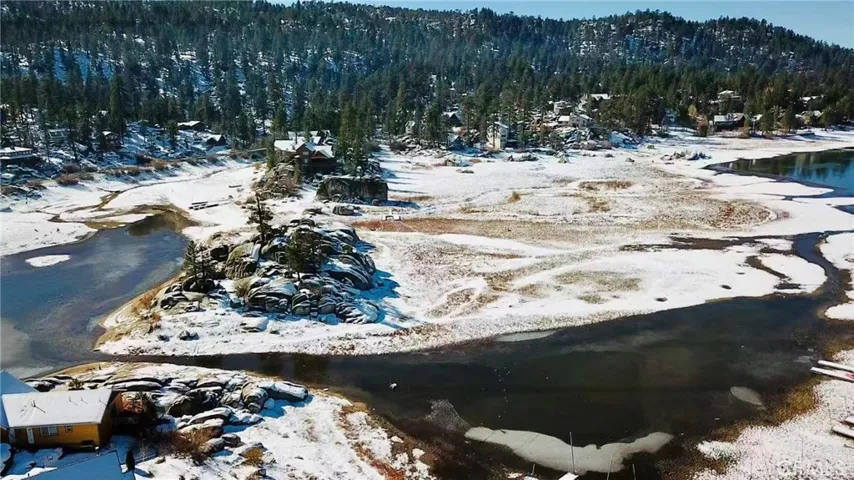 39050 Willow Landing, Big Bear Lake, California 92315