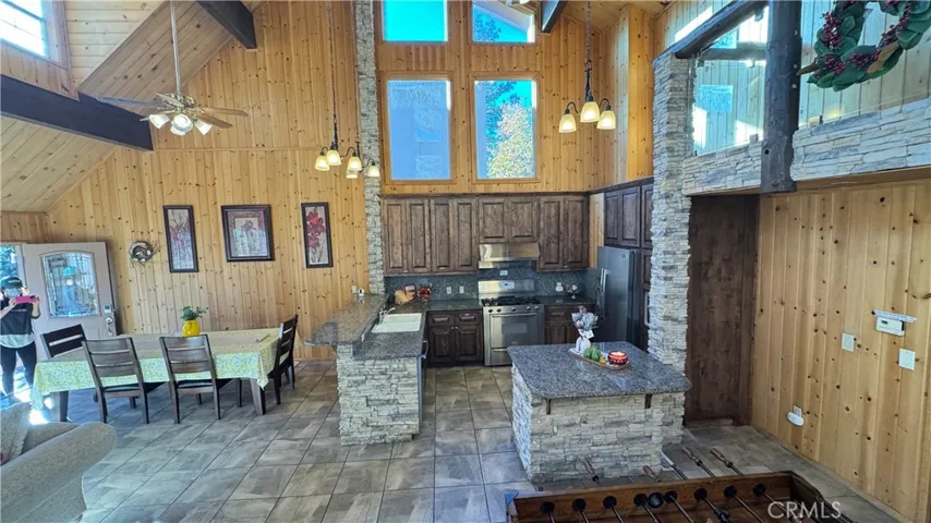 39050 Willow Landing, Big Bear Lake, California 92315