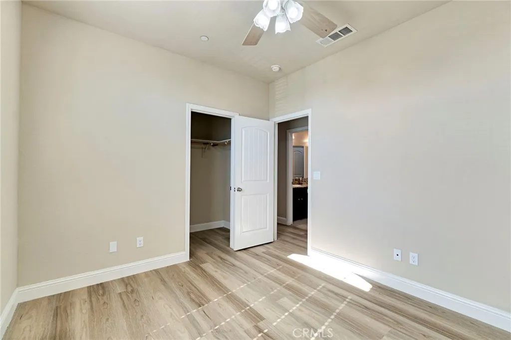 6165 E Farrin, Fresno, California 93727 home-pic-34