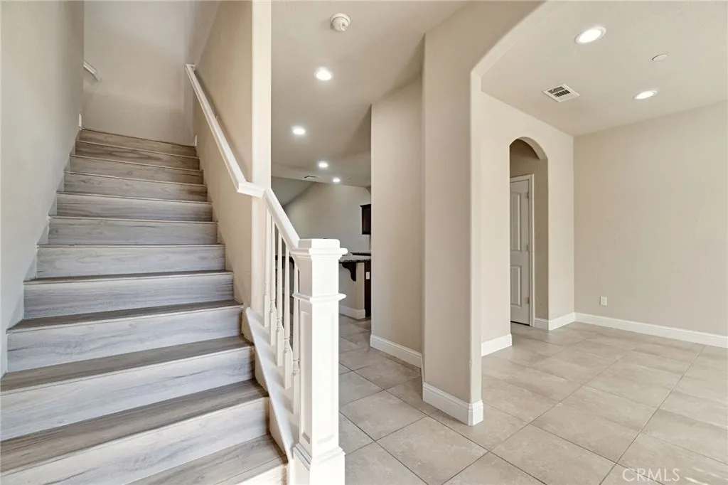 6165 E Farrin, Fresno, California 93727 home-pic-26