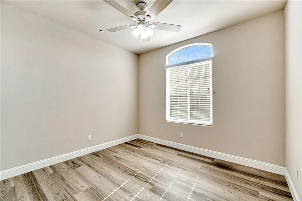 6165 E Farrin, Fresno, California 93727 home-pic-33