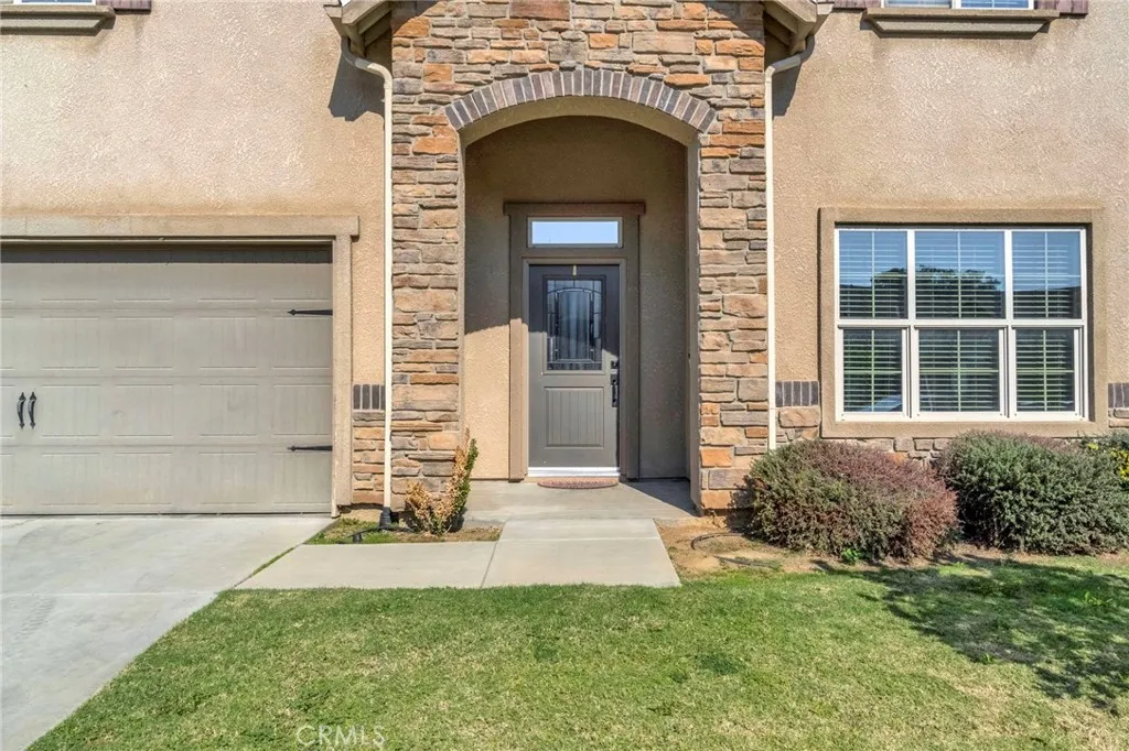 6165 E Farrin, Fresno, California 93727 home-pic-3