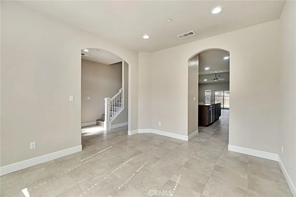 6165 E Farrin, Fresno, California 93727 home-pic-16
