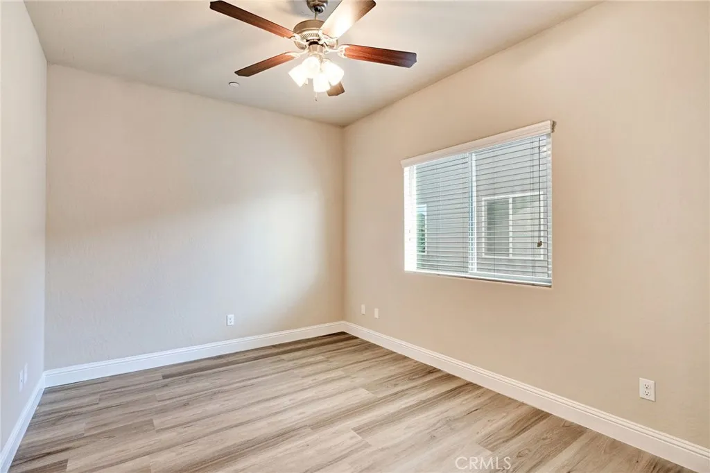 6165 E Farrin, Fresno, California 93727 home-pic-37