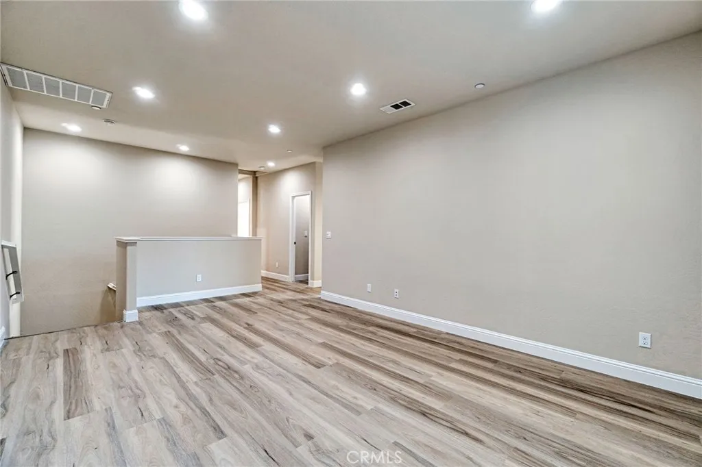 6165 E Farrin, Fresno, California 93727 home-pic-29