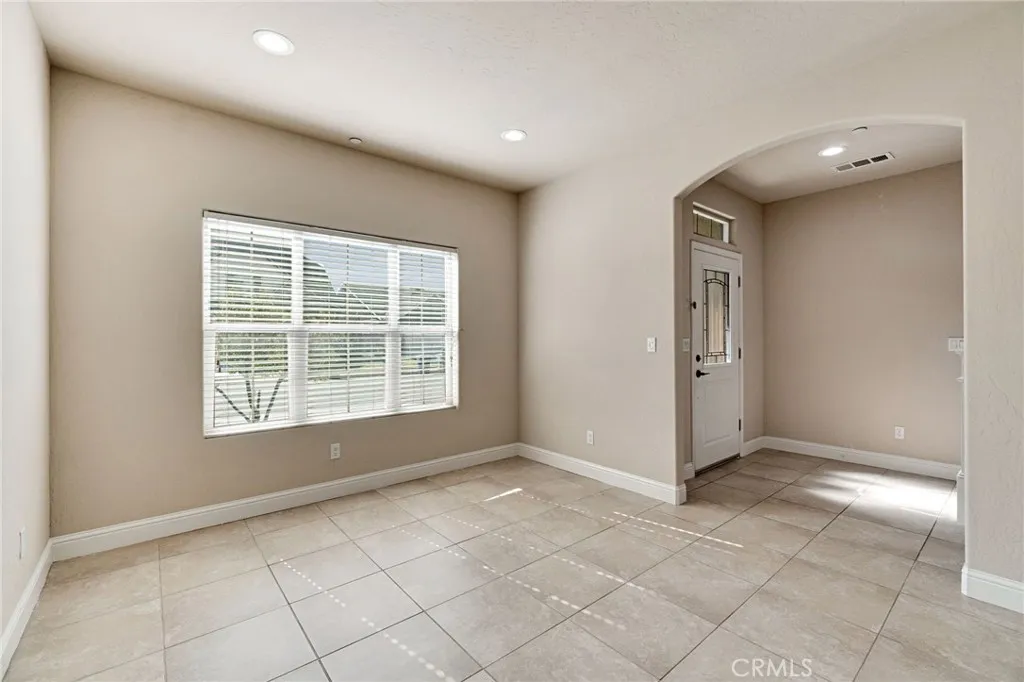 6165 E Farrin, Fresno, California 93727 home-pic-14