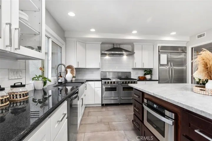 21832 Bass Lake, Lake Forest, California 92630