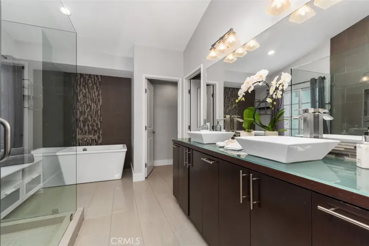 21832 Bass Lake, Lake Forest, California 92630