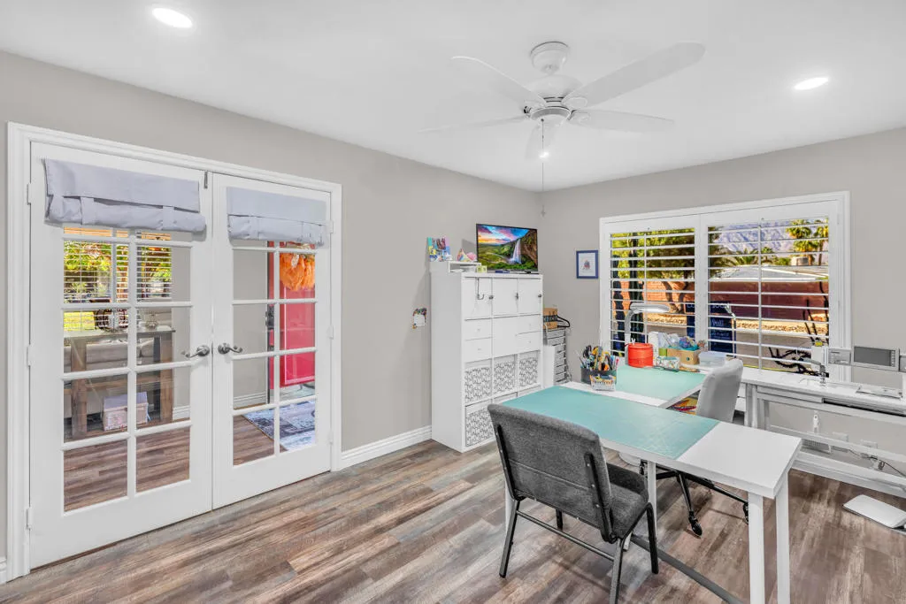 6749 Rockwood Circle, Palm Springs, California 92264 home-pic-5