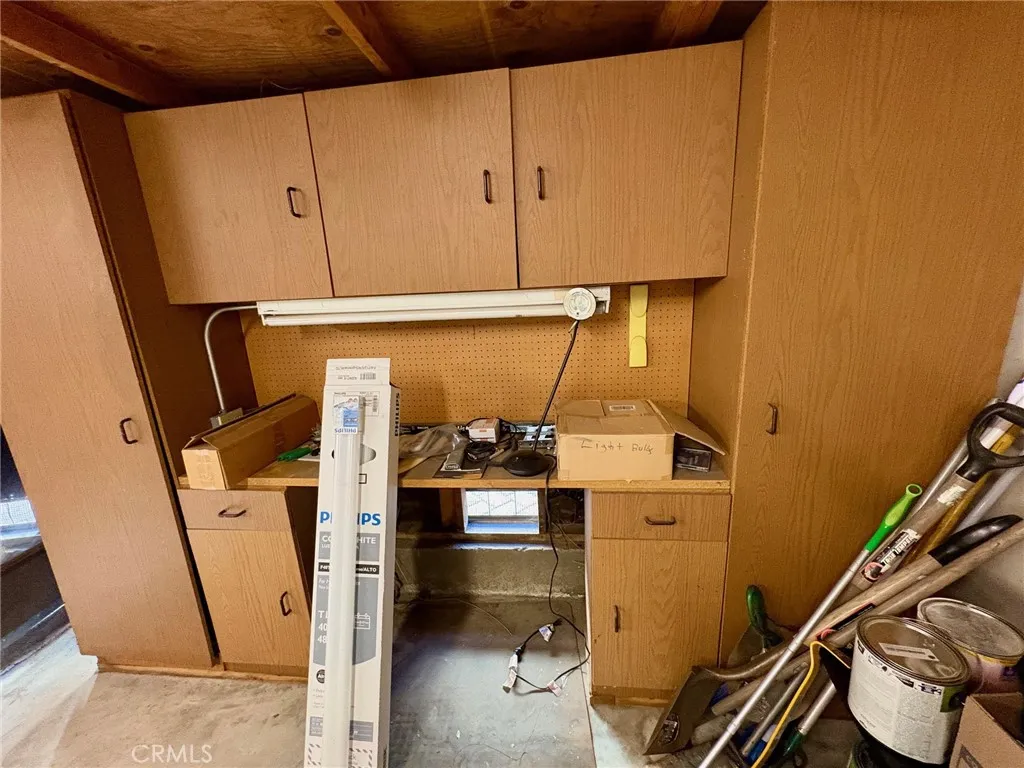 9821 Sun Valley, Montclair, California 91763 home-pic-36