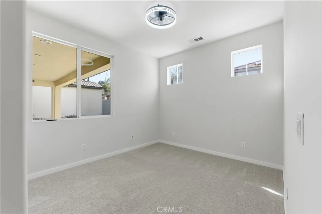 39659 Strada Gabrile, Lake Elsinore, California 92532 home-pic-18