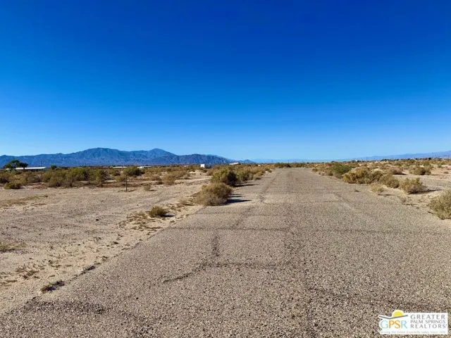 2215 La Brisa Court, Thermal, California 92274