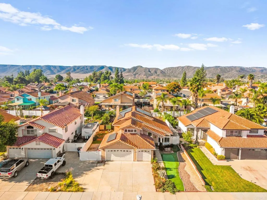 23925 Constantine Dr, Murrieta, California 92562 home-pic-68