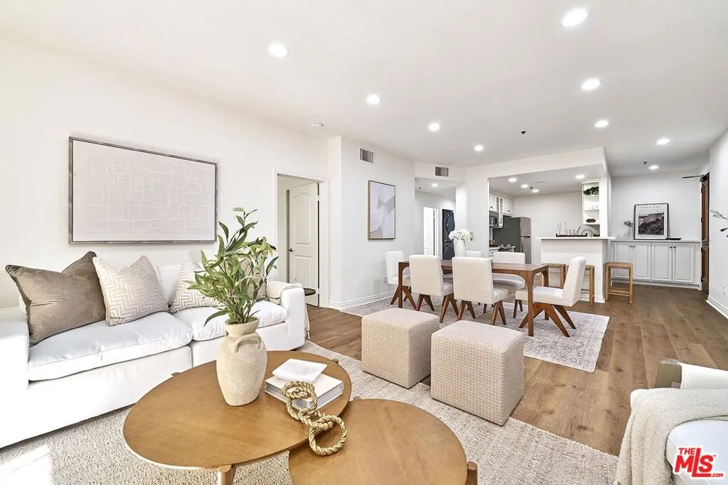 5132 Maplewood Avenue 106, Los Angeles, California 90004 home-pic-8