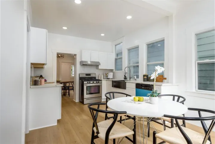 961 Hanover Street, Daly City, California 94014