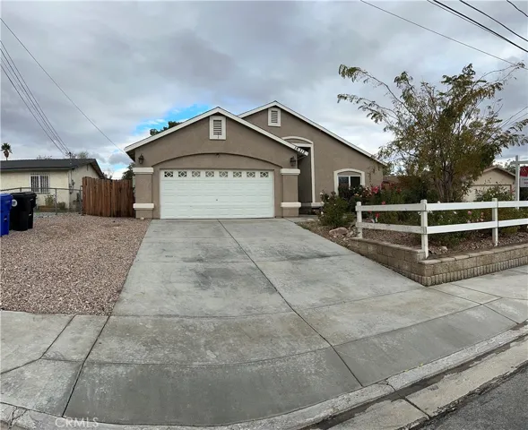 16312 Molino, Victorville, California 92395