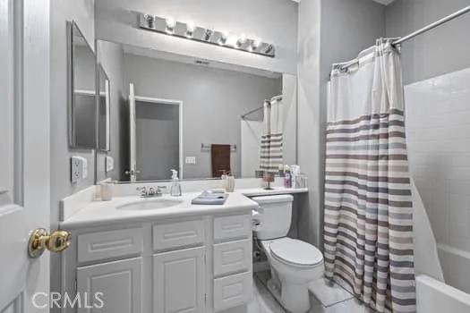13593 Gray Hawk Court, Eastvale, California 92880 home-pic-17