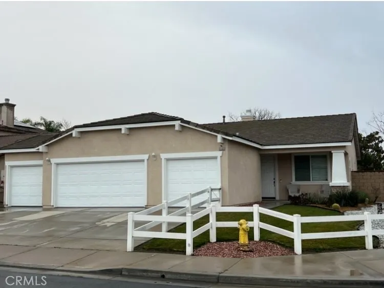 13593 Gray Hawk Court, Eastvale, California 92880 home-pic-1
