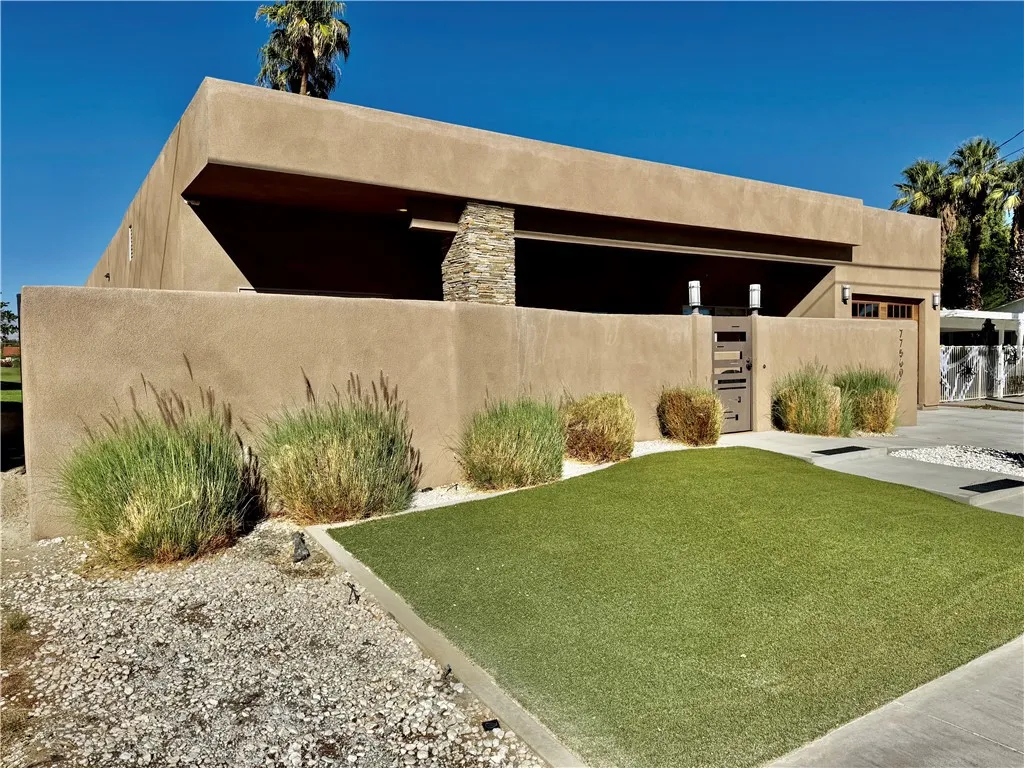 77560 California Drive, Palm Desert, California 92211 home-pic-0