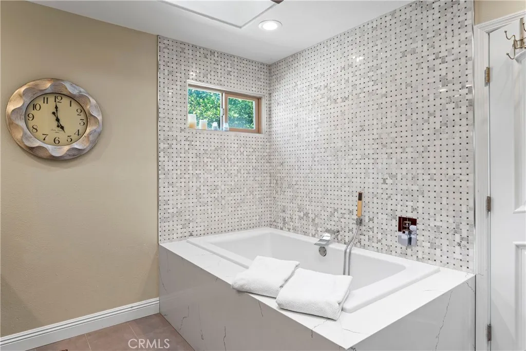 77560 California Drive, Palm Desert, California 92211 home-pic-25
