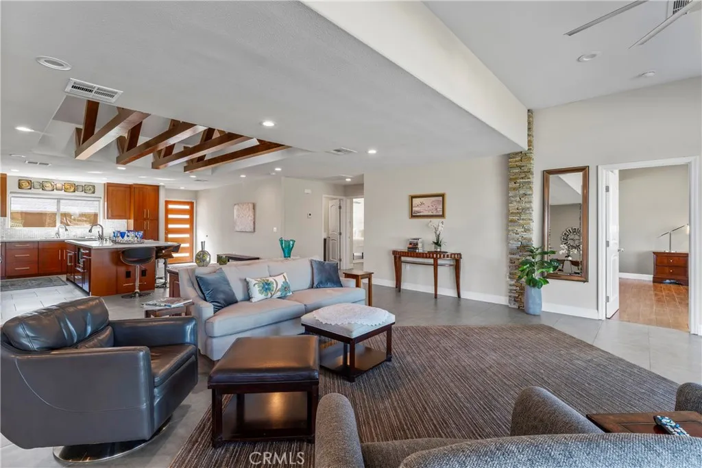 77560 California Drive, Palm Desert, California 92211 home-pic-8