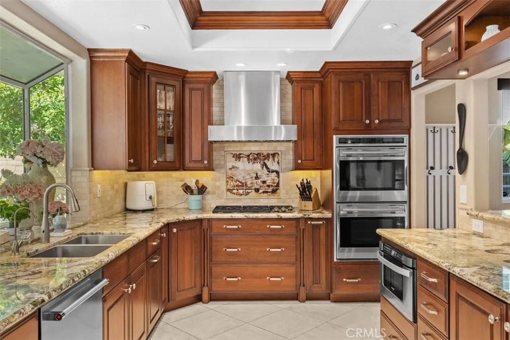 5555 Mulberry Way, Yorba Linda, California 92887 home-pic-4