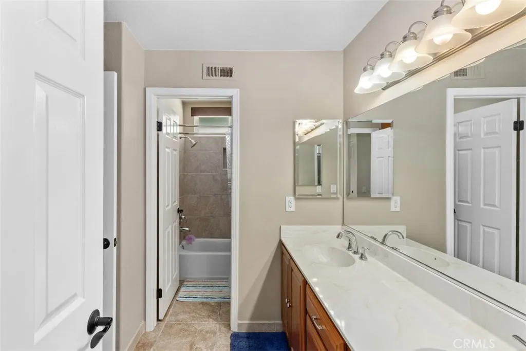 5555 Mulberry Way, Yorba Linda, California 92887 home-pic-21