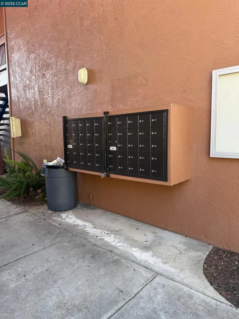 3055 Treat Blvd 36, Concord, California 94518 home-pic-11