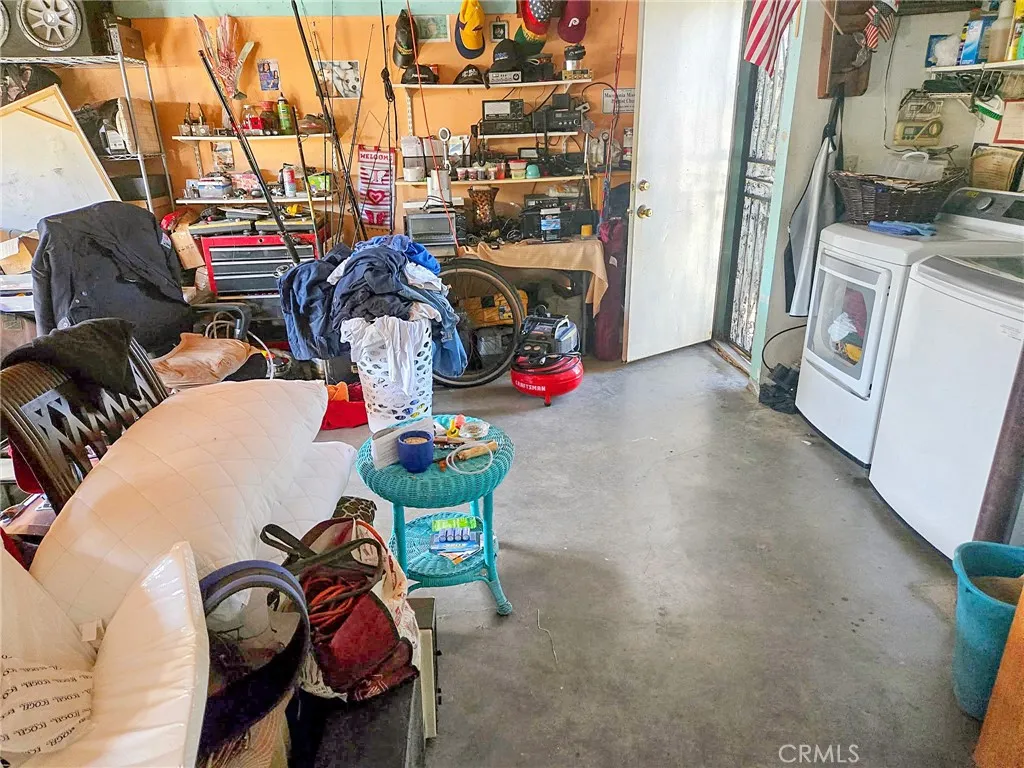 83 E Louise, Long Beach, California 90805 home-pic-54