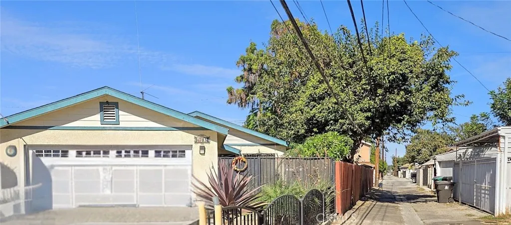 83 E Louise, Long Beach, California 90805 home-pic-0