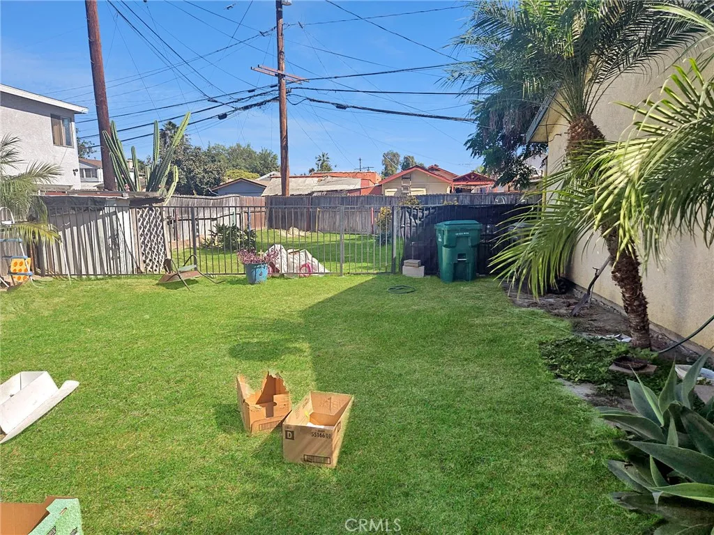 83 E Louise, Long Beach, California 90805 home-pic-34