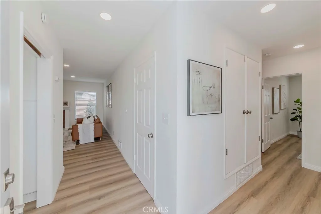 1325 E Romneya, Anaheim, California 92805 home-pic-4