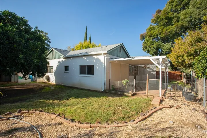 353 N Lawrence Avenue, Yuba City, California 95991