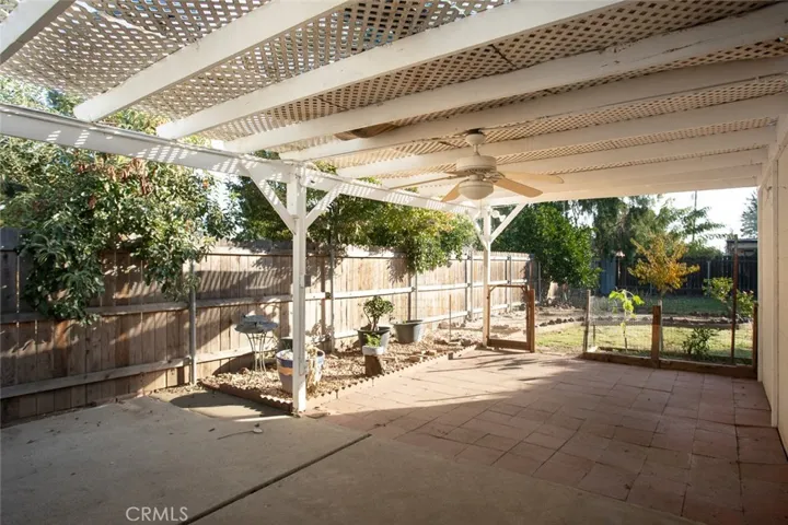 353 N Lawrence Avenue, Yuba City, California 95991