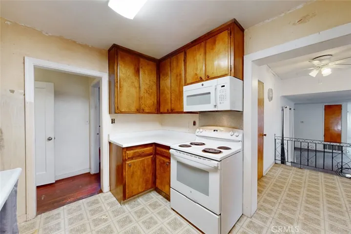353 N Lawrence Avenue, Yuba City, California 95991