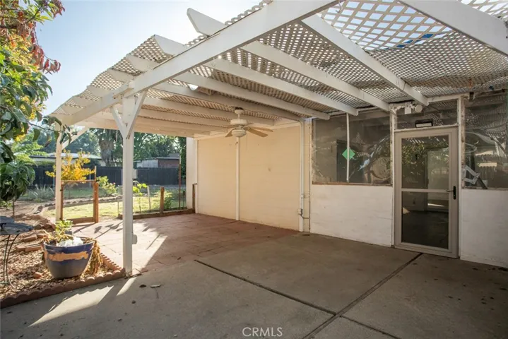 353 N Lawrence Avenue, Yuba City, California 95991