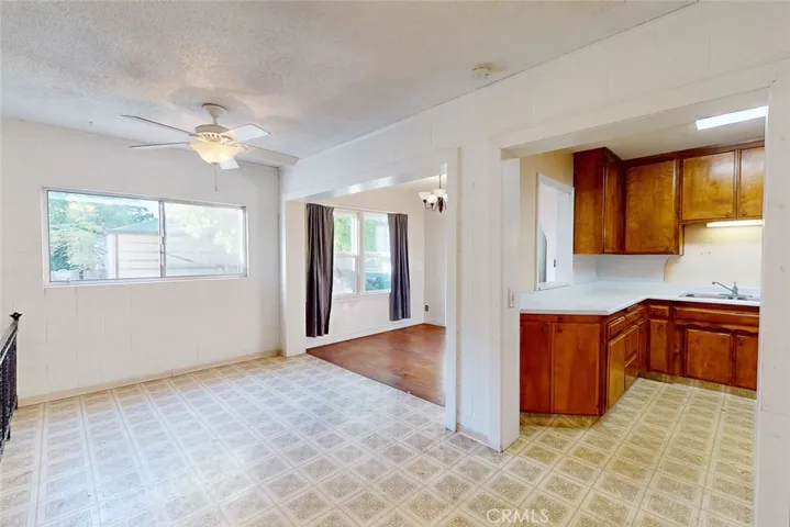353 N Lawrence Avenue, Yuba City, California 95991