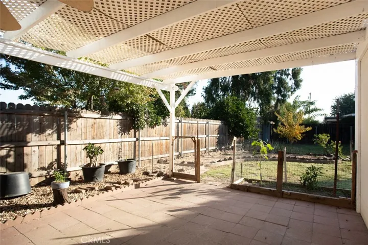 353 N Lawrence Avenue, Yuba City, California 95991
