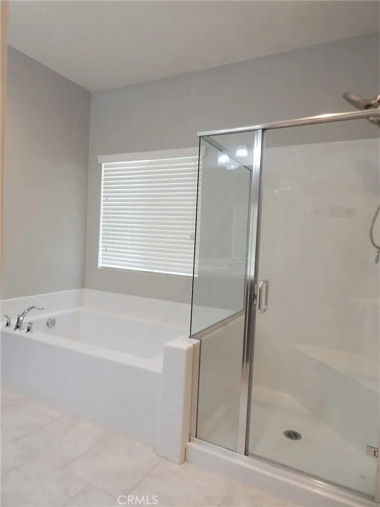 2787 E Edmonton, Ontario, California 91761 home-pic-16