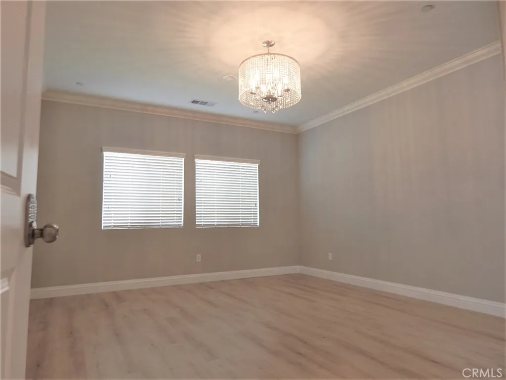 2787 E Edmonton, Ontario, California 91761 home-pic-13