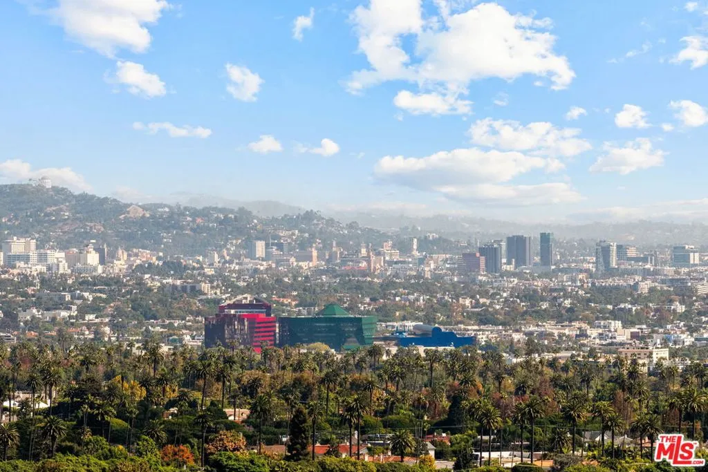 875 Comstock Avenue Ph-a, Los Angeles, California 90024 home-pic-44
