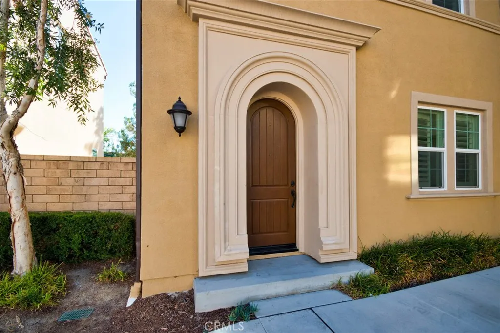 115 Mesa Verde Lane, Lake Forest, California 92630 home-pic-2